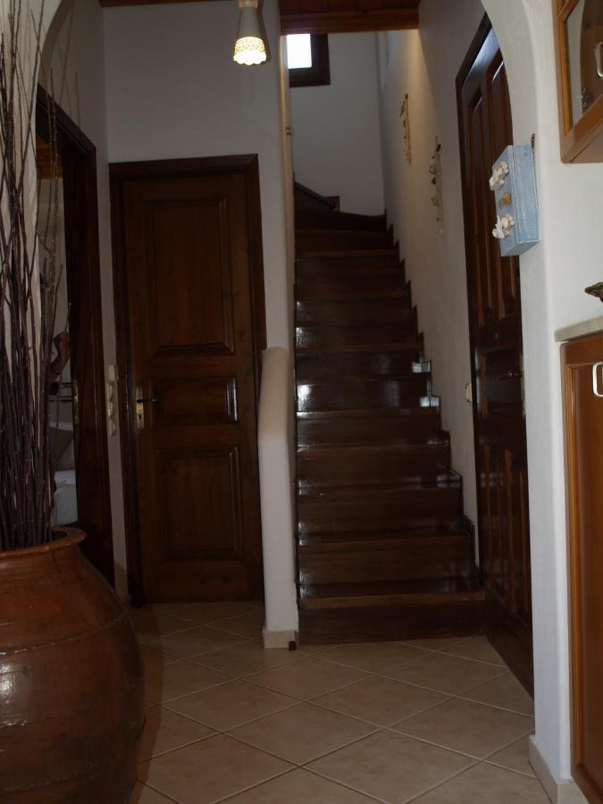 Ornos Seaside Blue Villas Екстер'єр фото